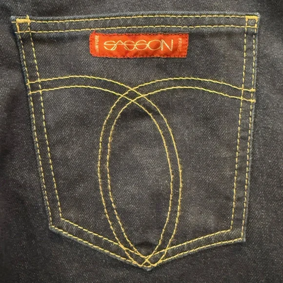 Johnny Was and Sasson Dark Blue Flare Jeans - Picture 6 of 7